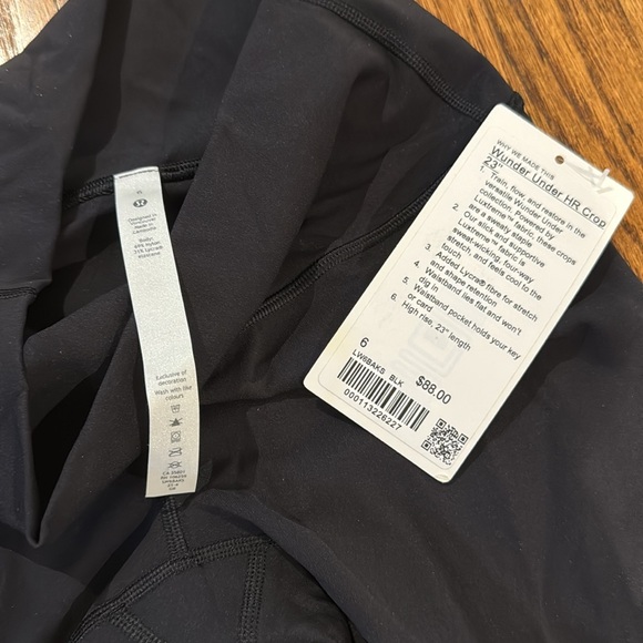 Lululemon black Wunder Under HR Crop 23” NWT - Picture 2 of 3